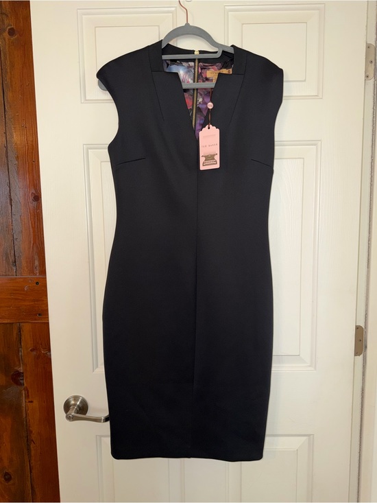 Ted Baker Dresses & Skirts - NWT Ted Baker Black Suit Dress - size 4